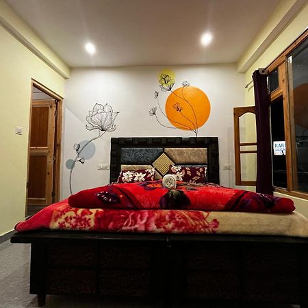 Karma Guest House And Cafe Kalgha 外观 照片